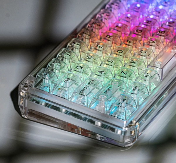 透明高透鍵帽冰塊鍵帽O(jiān)E M高度磁軸客制化機(jī)械鍵盤衛(wèi)星軸PC 透明高透鍵帽冰塊鍵帽O(jiān)E M高度磁軸客制化機(jī)械鍵盤衛(wèi)星軸PC